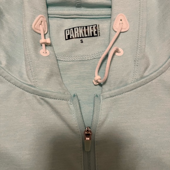 Aritzia Zip Up Top - Picture 4 of 4